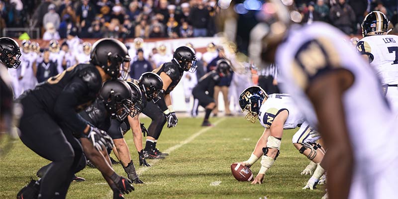 Bóng bầu dục rất được ưa chuộng tại Mỹ Bóng bầu dục rất được ưa chuộng tại Mỹ